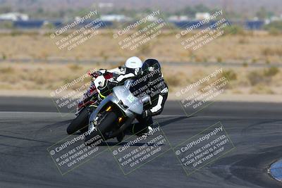 media/May-15-2022-SoCal Trackdays (Sun) [[33a09aef31]]/Turn 11 (820am)/